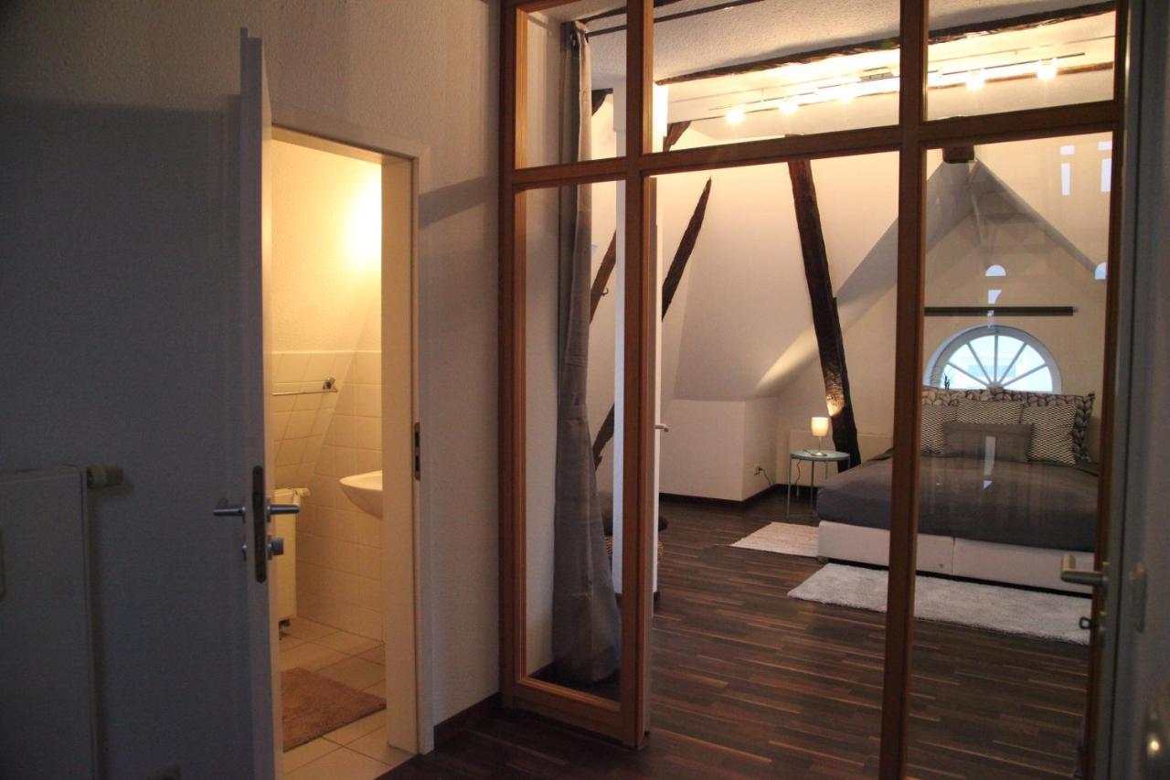 Wunderschoene Dachgeschoss - Maisonette Rostock Exterior foto
