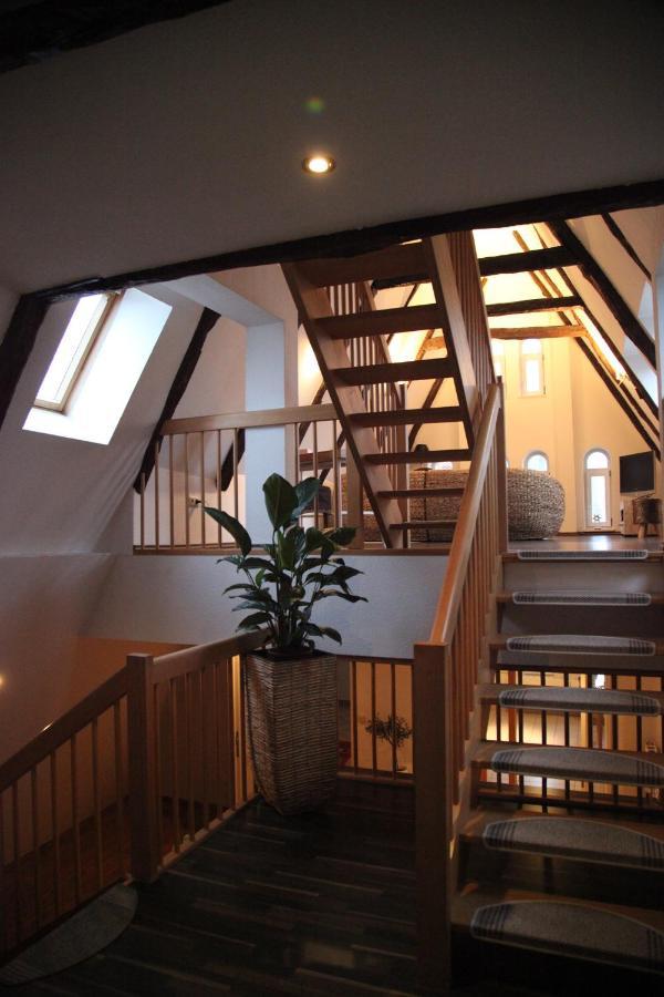 Wunderschoene Dachgeschoss - Maisonette Rostock Exterior foto