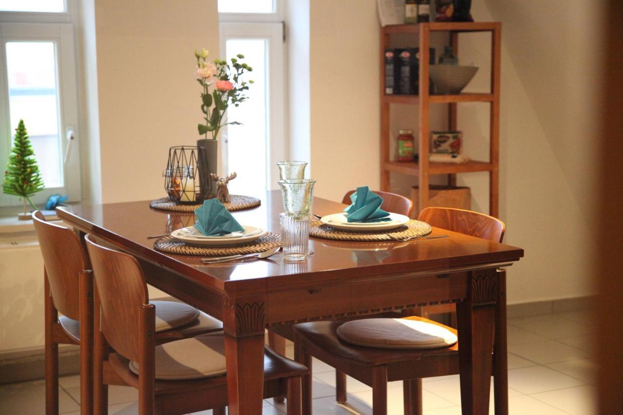 Wunderschoene Dachgeschoss - Maisonette Rostock Exterior foto